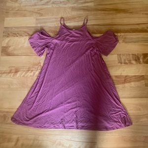 Pink dress with open shoulders